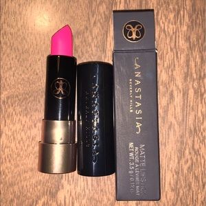 Anastasia Beverly Hills matte lipstick
